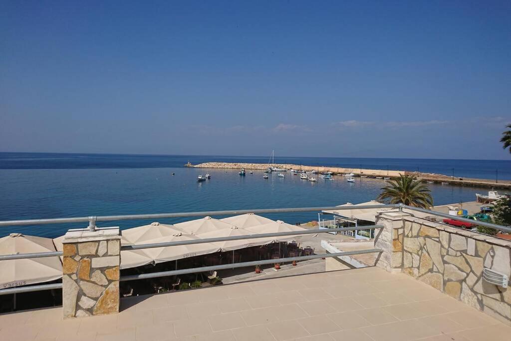 Koroni Mare -Sea View Apartment/Διαμέρισμα Με Θέα Στην Θάλασσα Exteriör bild